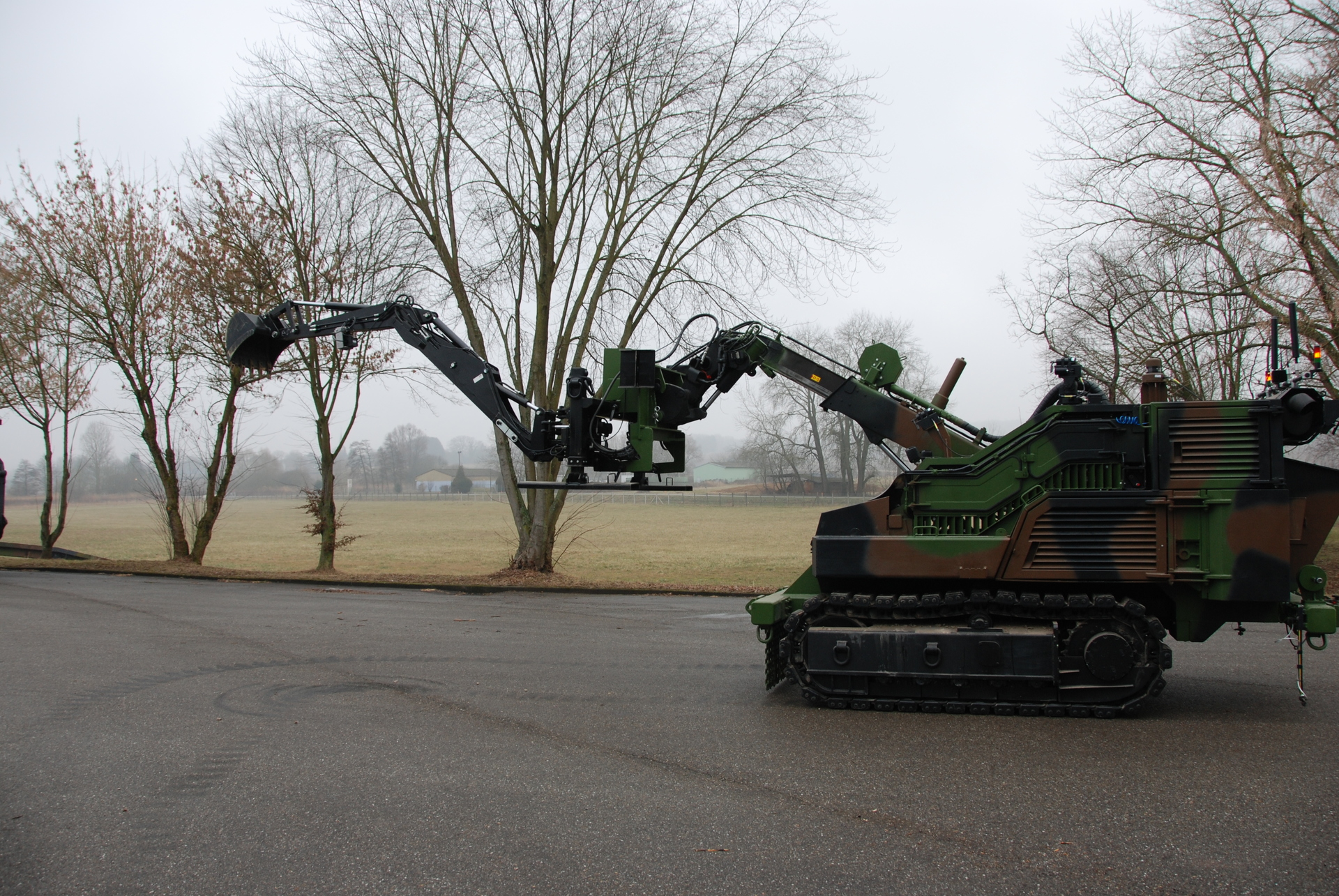 A75T SDZ with Backhoe extended