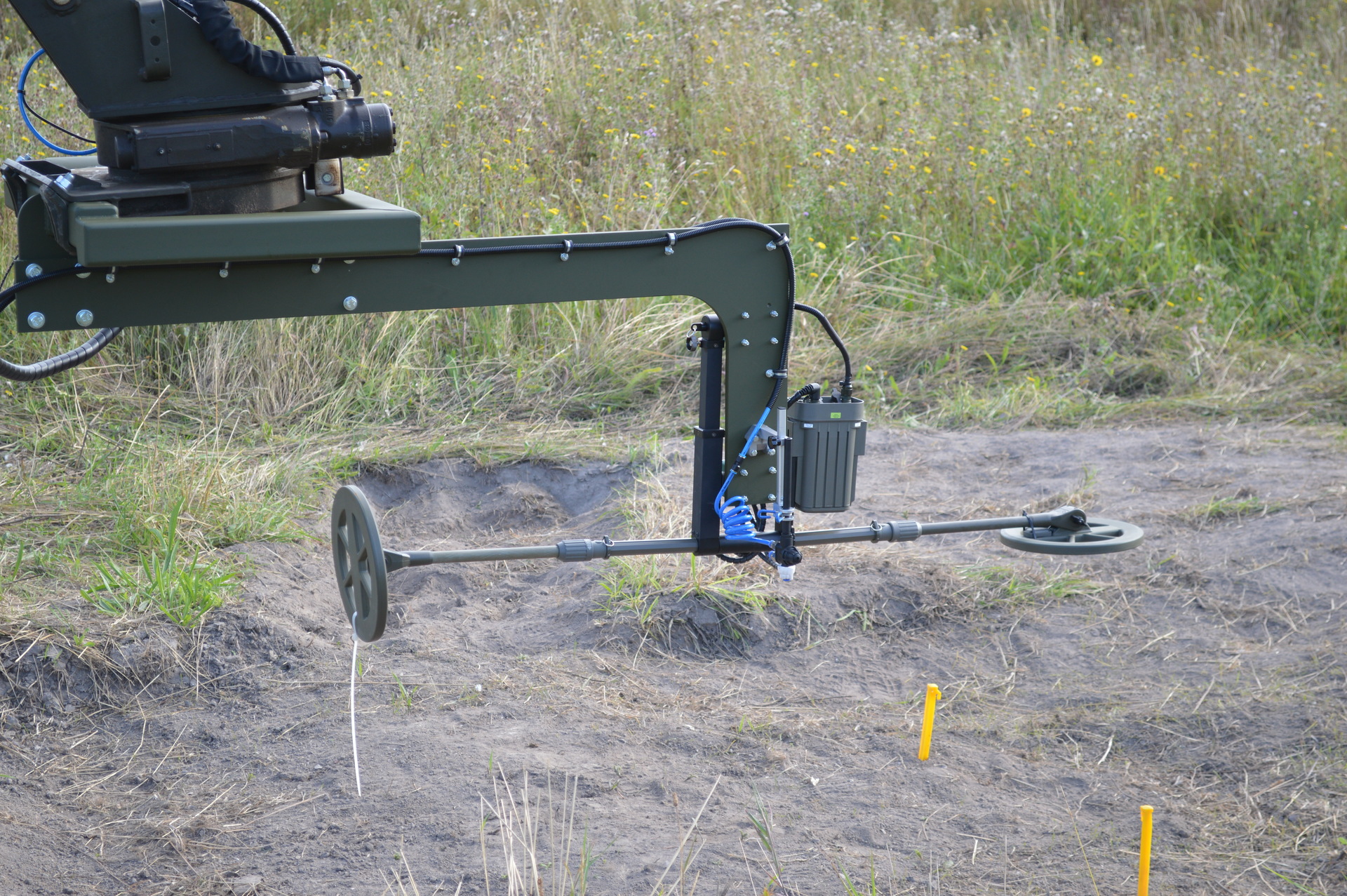 VMMD Detector Paint Sprayer Close Up